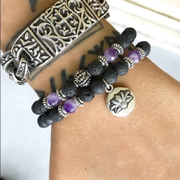 Amethyst lotus bracelet .Lava rock beads & amethyst gemstones lotus flower charm - Picture 5 of 9
